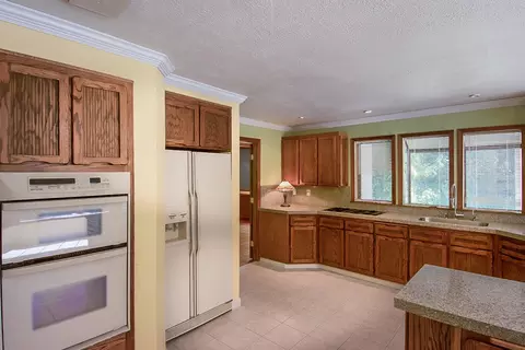 4414 Saratoga Dr, Redding, CA 96002 photo 14