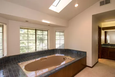 4414 Saratoga Dr, Redding, CA 96002 photo 21