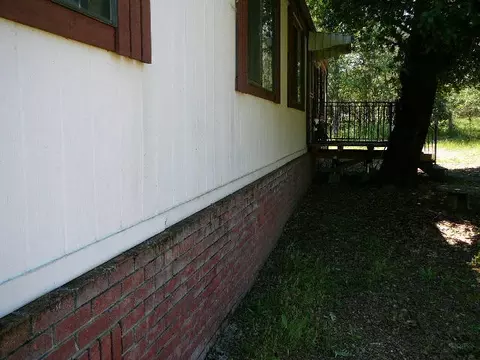 20787 Holler Ln, Redding, CA 96003 photo 3