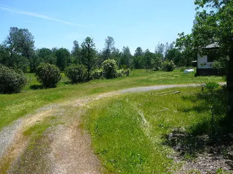 20787 Holler Ln, Redding, CA 96003 photo 2