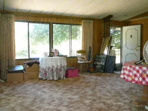 20787 Holler Ln, Redding, CA 96003 photo 11