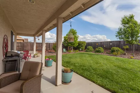 3221 Laver St, Redding, CA 96002 photo 26
