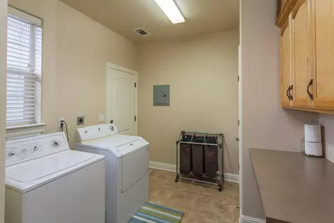 3221 Laver St, Redding, CA 96002 photo 25