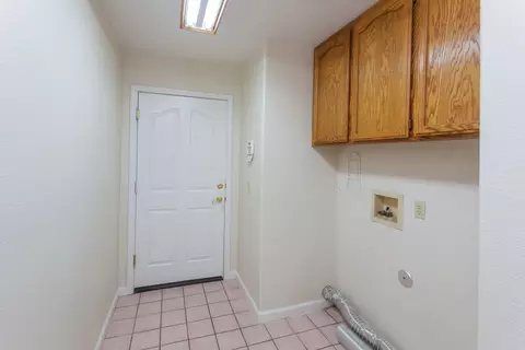 1876 Kingswood Way, Redding, CA 96003 photo 36