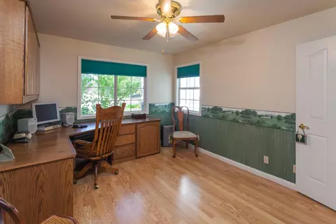 1876 Kingswood Way, Redding, CA 96003 photo 24
