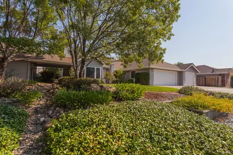 1876 Kingswood Way, Redding, CA 96003 photo 9