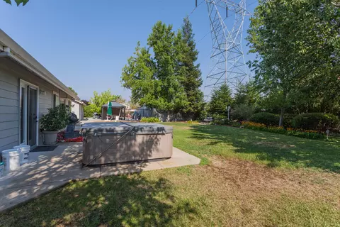 1876 Kingswood Way, Redding, CA 96003 photo 40
