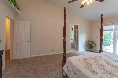 1876 Kingswood Way, Redding, CA 96003 photo 29