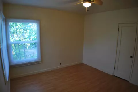 2437 Gold St, Redding, CA 96001 photo 12
