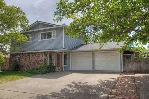 483 Woodhill Dr, Redding, CA 96003 photo 1