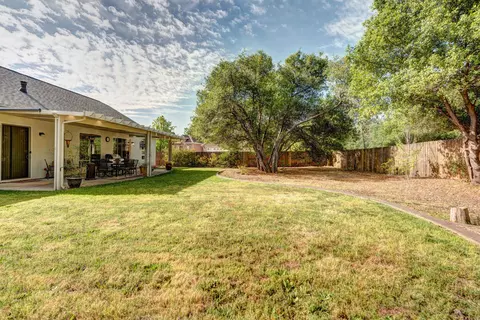 4674 Nantucket Dr, Redding, CA 96001 photo 19