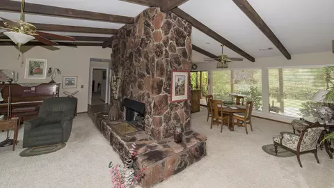 845 Dawson Ct, Redding, CA 96003 photo 8