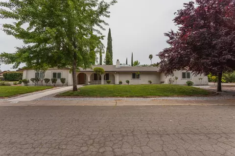 1875 Crestmont Dr, Redding, CA 96002 photo 2