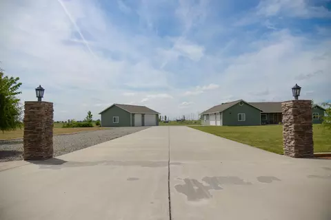 20765 Live Oak Rd, Red Bluff, CA 96080 photo 30