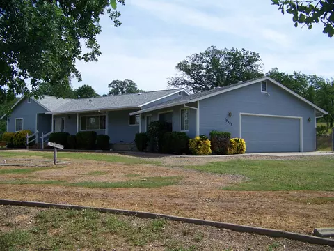 10705 Green Oaks Ln, Redding, CA 96003 photo 19