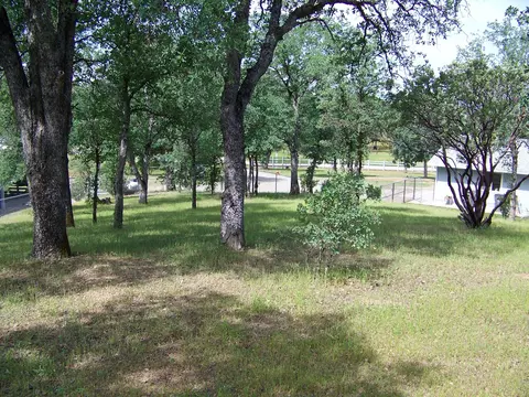 10705 Green Oaks Ln, Redding, CA 96003 photo 17