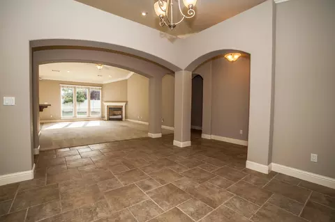 525 El Mango Dr, Redding, CA 96003 photo 5