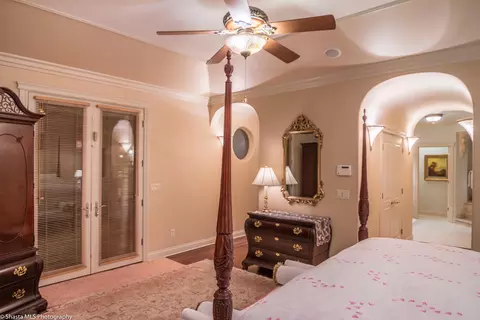 2490 Crescent Moon Ct, Redding, CA 96001 photo 17