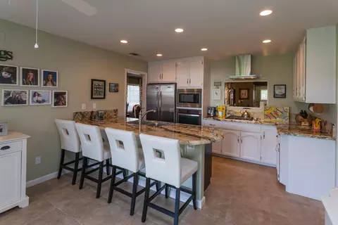399 Franciscan Trl, Redding, CA 96003 photo 7