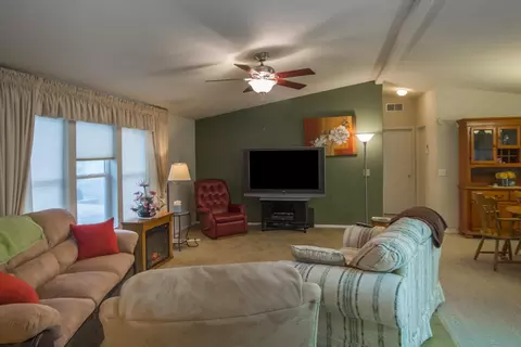 4730 Maple Trl, Redding, CA 96003 photo 2