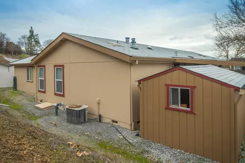 4730 Maple Trl, Redding, CA 96003 photo 8