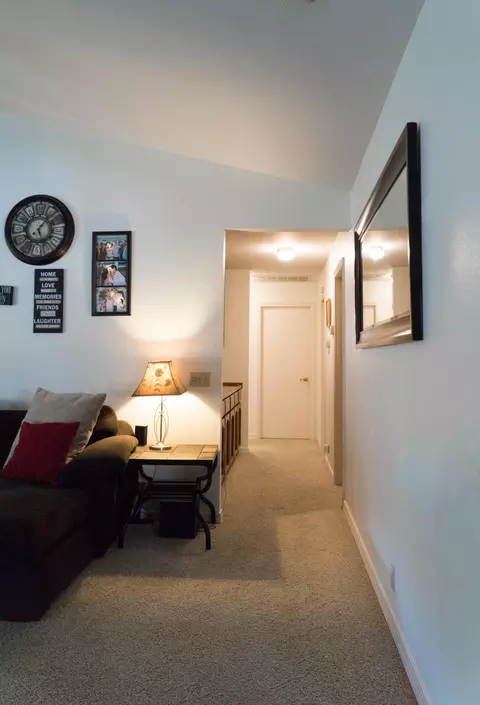 3867 Rushmore Dr, Redding, CA 96001 photo 9