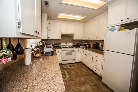 945 Spaniel Dr, Redding, CA 96003 photo 10