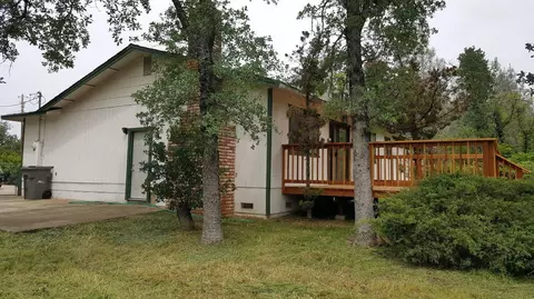 11701 Milton Park Ln, Redding, CA 96003 photo 13