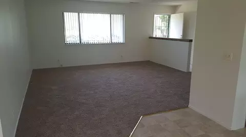 11701 Milton Park Ln, Redding, CA 96003 photo 3