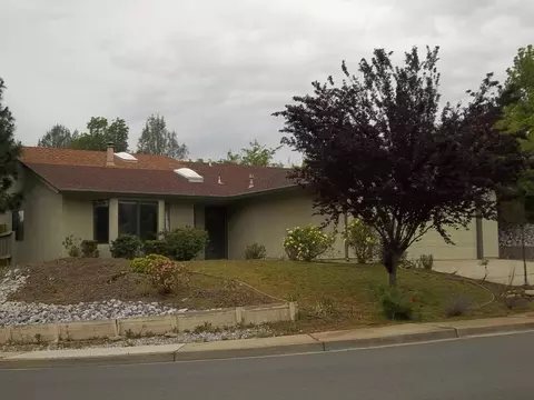 1280 Nighthawk Ln, Redding, CA 96003 photo 1