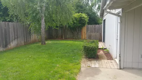 3795 Apollo, Redding, CA 96002 photo 2