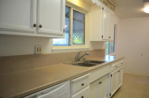 2903 Bay St, Anderson, CA 96007 photo 6