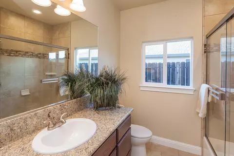 6549 Capitola Pl, Redding, CA 96001 photo 11