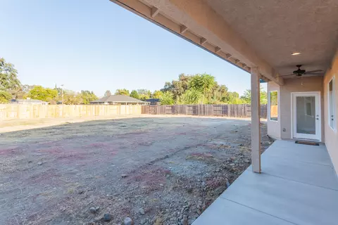 6549 Capitola Pl, Redding, CA 96001 photo 12