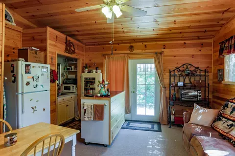 16425 Trail Dr, Redding, CA 96001 photo 17