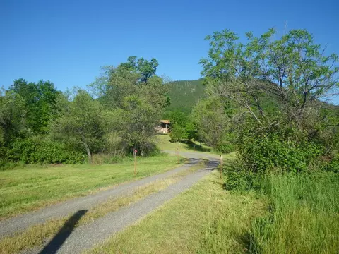 29764 Snuffy Ln, Round Mountain, CA 96084 photo 3