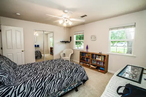 20389 Greenview Dr, Redding, CA 96002 photo 19