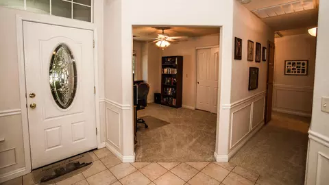 20389 Greenview Dr, Redding, CA 96002 photo 4