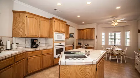 20389 Greenview Dr, Redding, CA 96002 photo 14