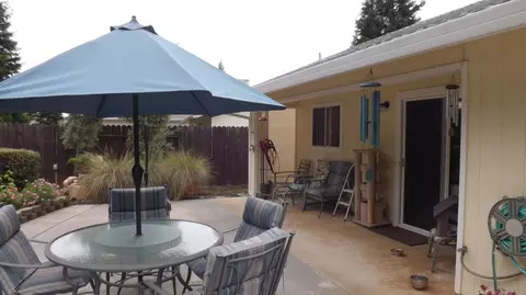 3283 Leonard St, Redding, CA 96002 photo 6