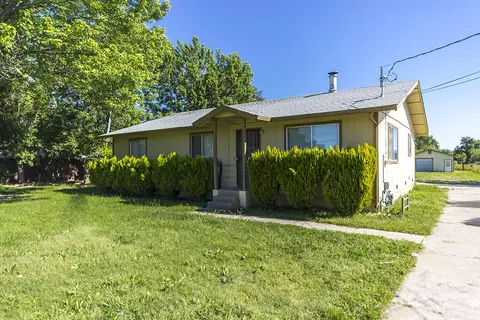 6039 Bellevue Ln, Anderson, CA 96007 photo 1