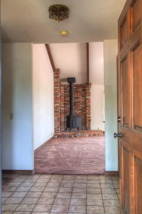 3520 Wasatch Dr, Redding, CA 96001 photo 4