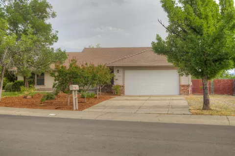 3520 Wasatch Dr, Redding, CA 96001 photo 1