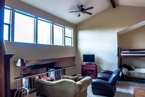 483 Ridgecrest Trl, Redding, CA 96003 photo 11