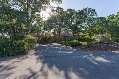 8950 Brentwood Way, Redding, CA 96002 photo 32
