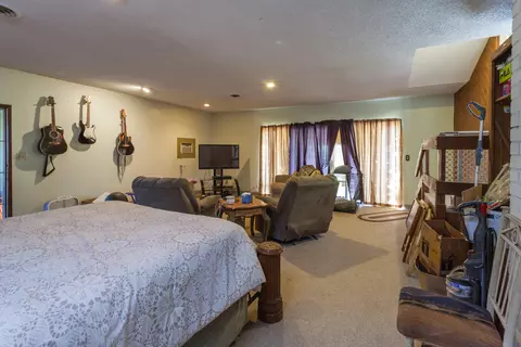 8950 Brentwood Way, Redding, CA 96002 photo 14