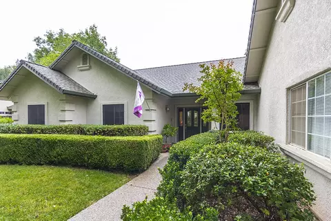 4265 Brittany Dr, Redding, CA 96002 photo 2