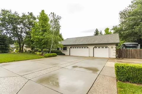 4265 Brittany Dr, Redding, CA 96002 photo 1