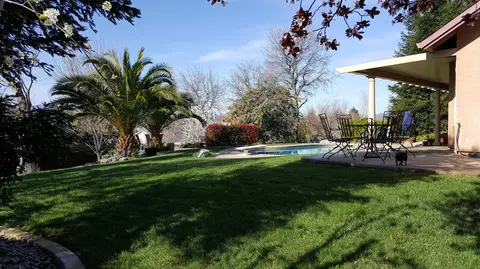 1854 Harvard Way, Redding, CA 96003 photo 1