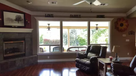 1854 Harvard Way, Redding, CA 96003 photo 16